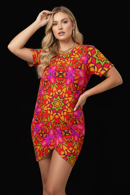 “Prismatic Petals” Women’s Stacked Hem Dress With Short Sleeve（Plus Size）